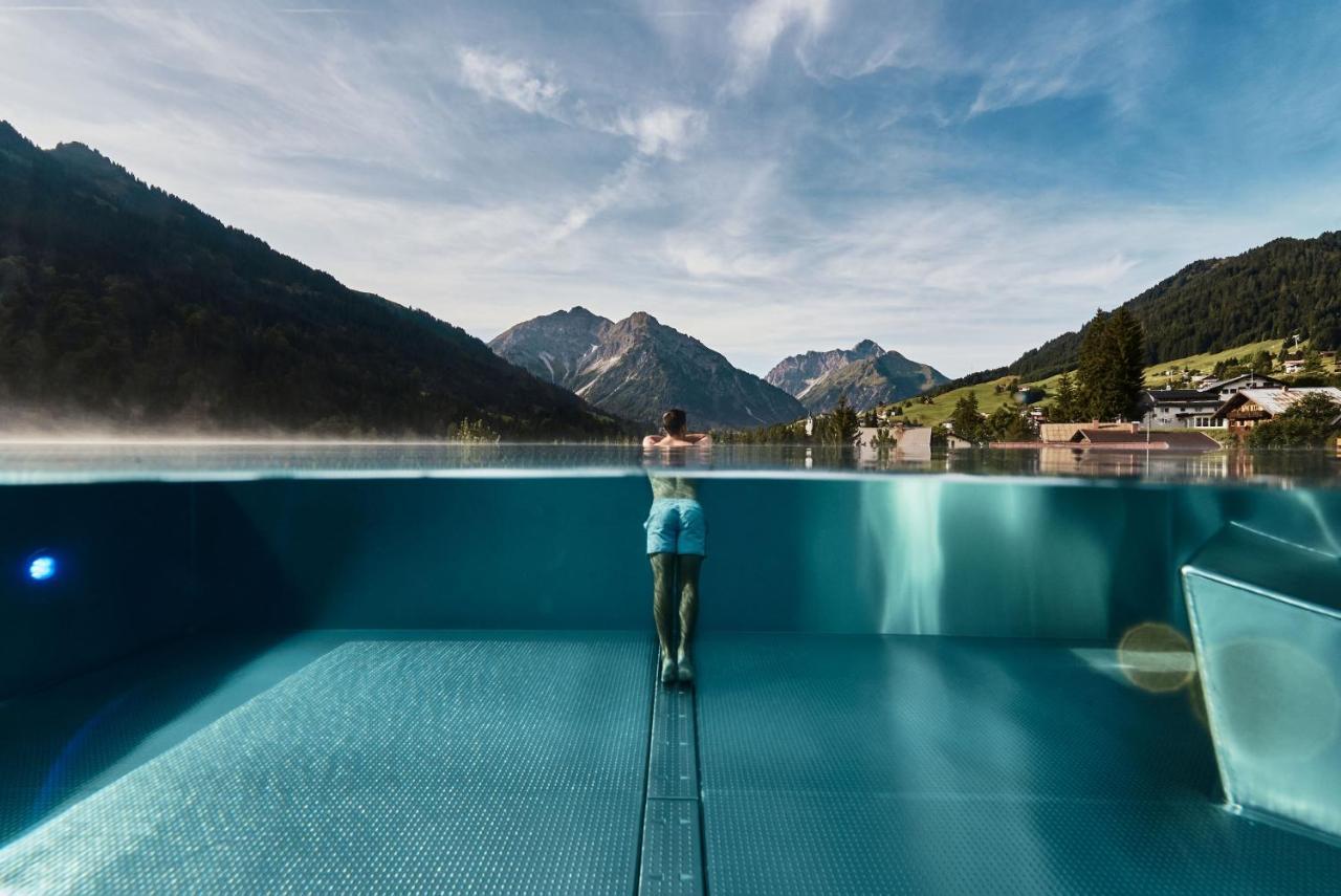 A-Rosa Ifen Hotel Kleinwalsertal Hirschegg  Exteriör bild The Sky Pool