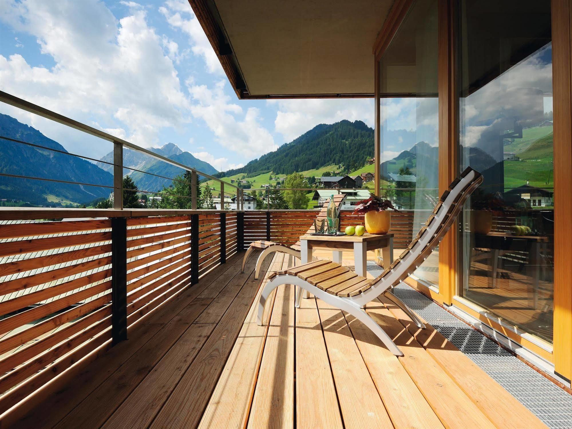 A-Rosa Ifen Hotel Kleinwalsertal Hirschegg  Exteriör bild A balcony